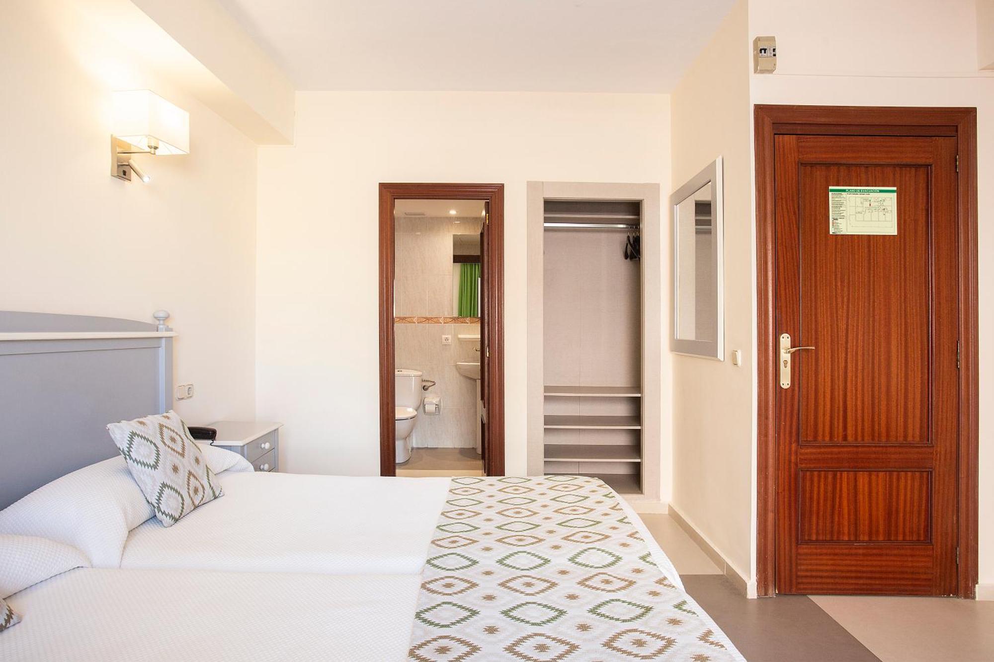Hotel Playa Sol El Arenal  Extérieur photo